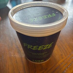 Lush kitchen exclusive Freeze Body Scrub